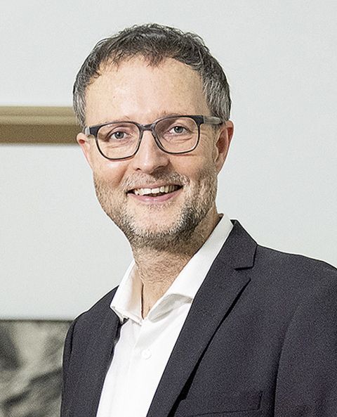 Dr. Andreas Henning