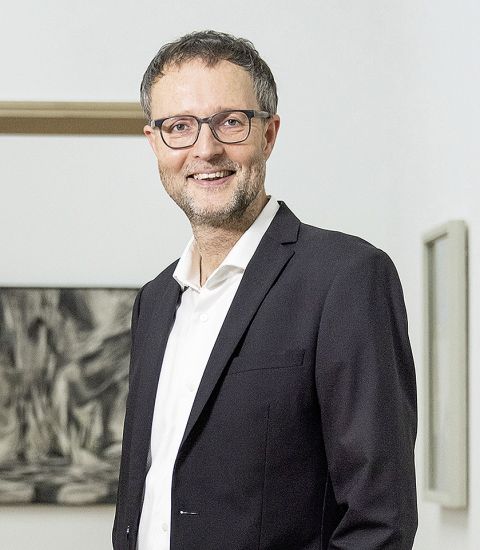 Dr. Andreas Henning